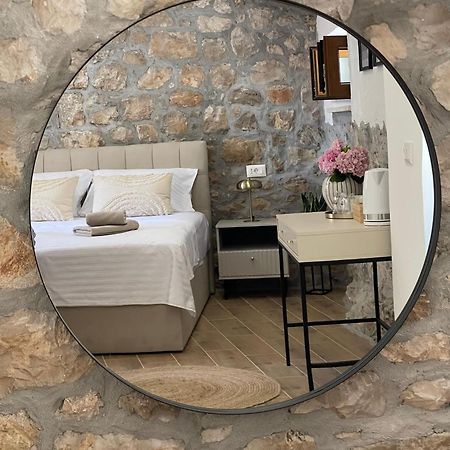 Monte Cristo Wines & Rooms Kuna Pelješka المظهر الخارجي الصورة