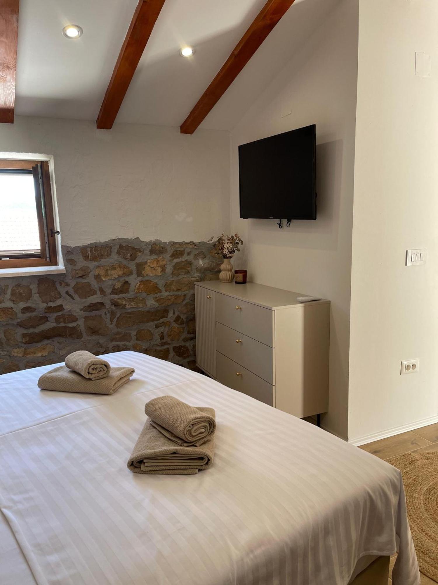 Monte Cristo Wines & Rooms Kuna Pelješka المظهر الخارجي الصورة