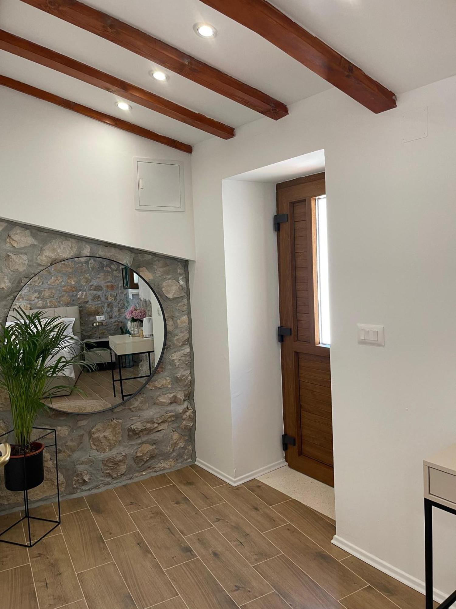Monte Cristo Wines & Rooms Kuna Pelješka المظهر الخارجي الصورة